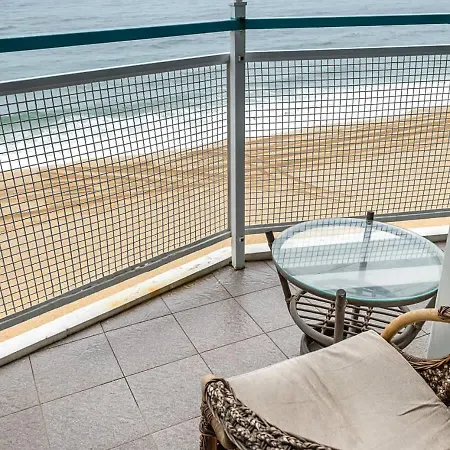 Beachfront Flat In Berlin - Sea View Bliss By Flat Manаger Appartamento *